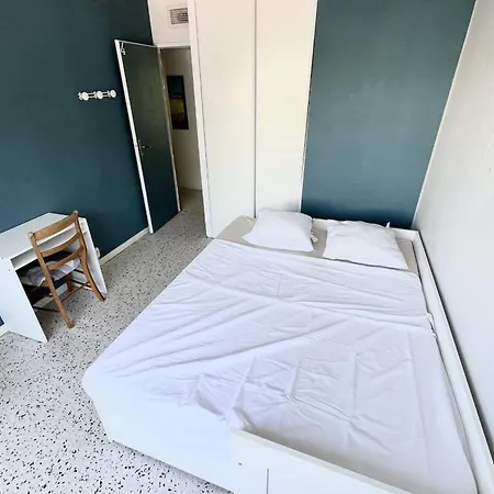 Spacious For 8 In Montpellier